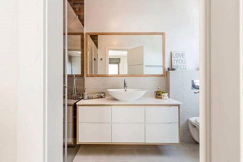 עיצוב חדרי שירותים ואמבטיה – סולידי או דרמטי?